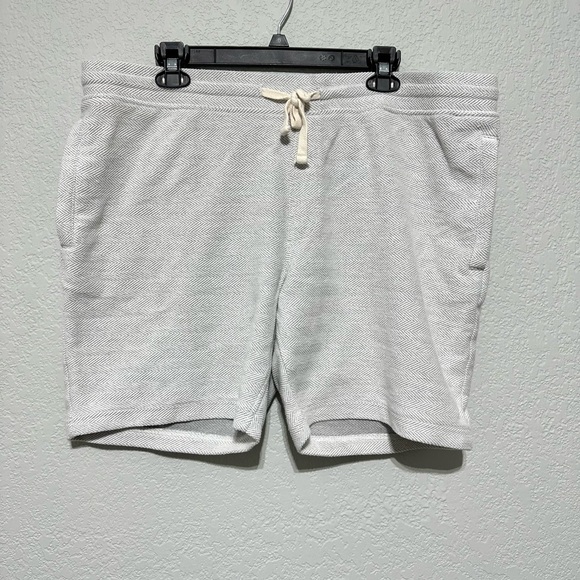 Goodfellow & Co, Men’s Knit Shorts Off-White Relaxed Fit Drawstring 3 pocket EUC - Picture 11 of 11
